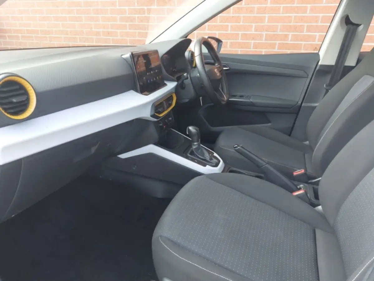 2022-seat-arona-10-tsi-fr-sport-dsg-big-4
