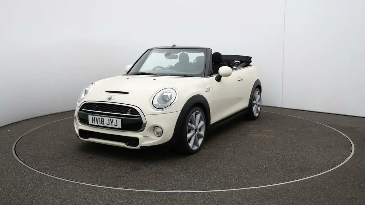 2018-mini-cooper-20-cooper-s-series-ii-ss-convertible-2d-big-38