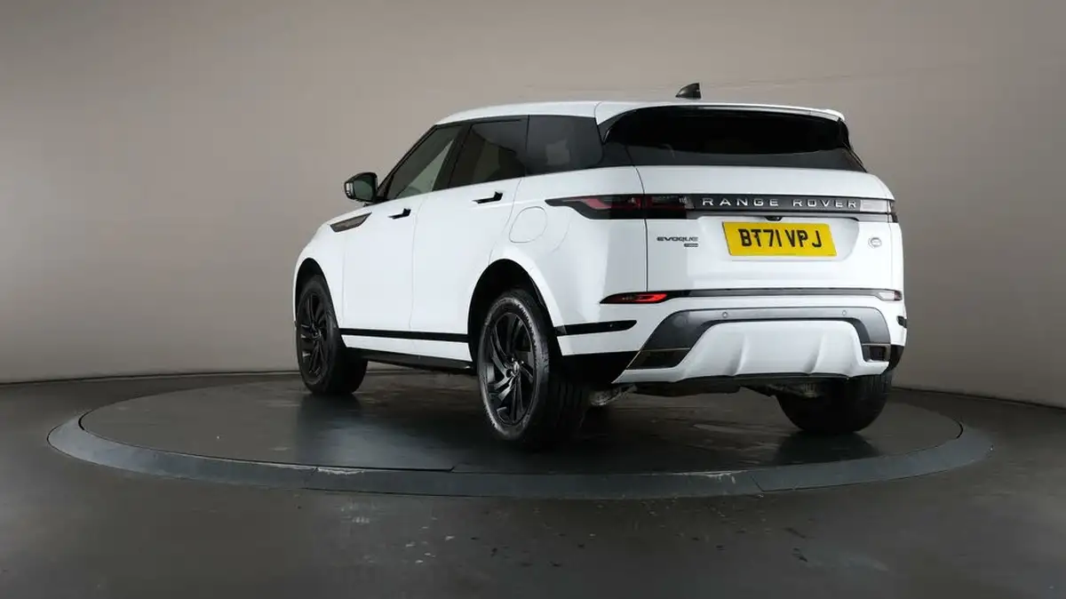 2022-land-rover-range-rover-evoque-15-p300e-r-dynamic-s-big-69