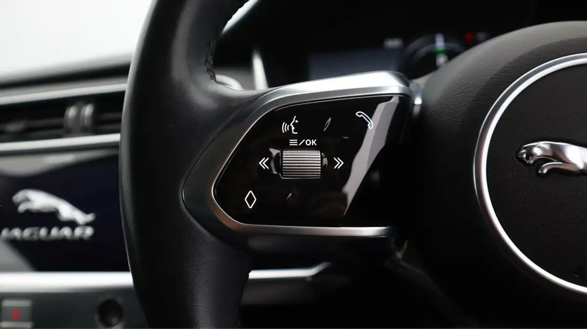 2020-jaguar-i-pace-ev400-s-big-25