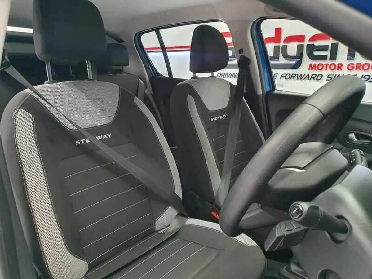 2019-dacia-sandero-stepway-09-tce-essential-big-13