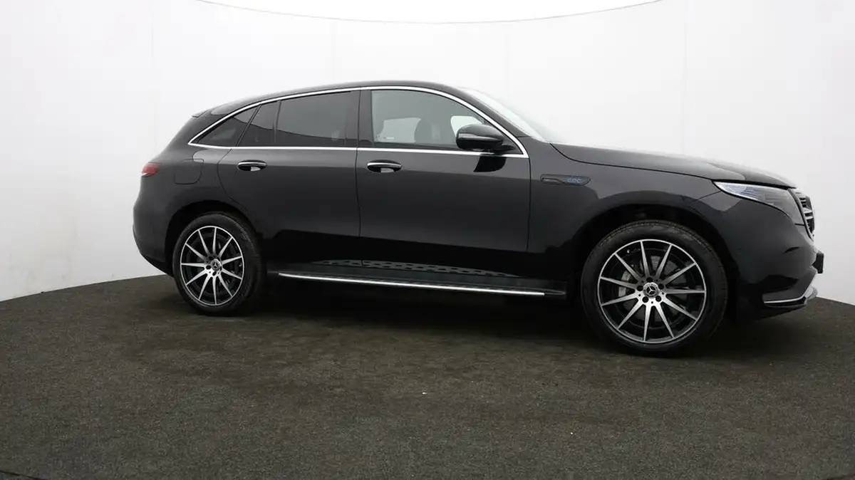 2022-mercedes-benz-eqc-e-eqc-400-amg-line-big-42