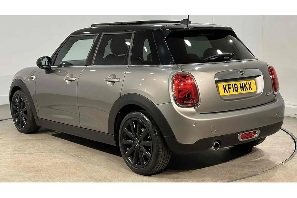 2018-mini-cooper-15-cooper-series-ii-ss-hatchback-5d-auto-big-5