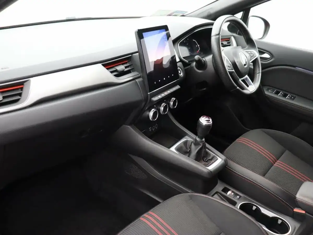 2022-renault-captur-13-tce-rs-line-big-18