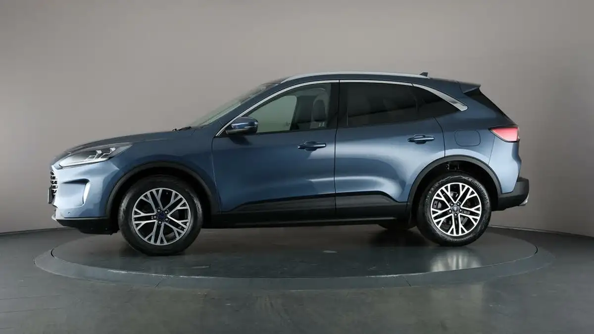 2022-ford-kuga-15-titanium-edition-auto-big-32