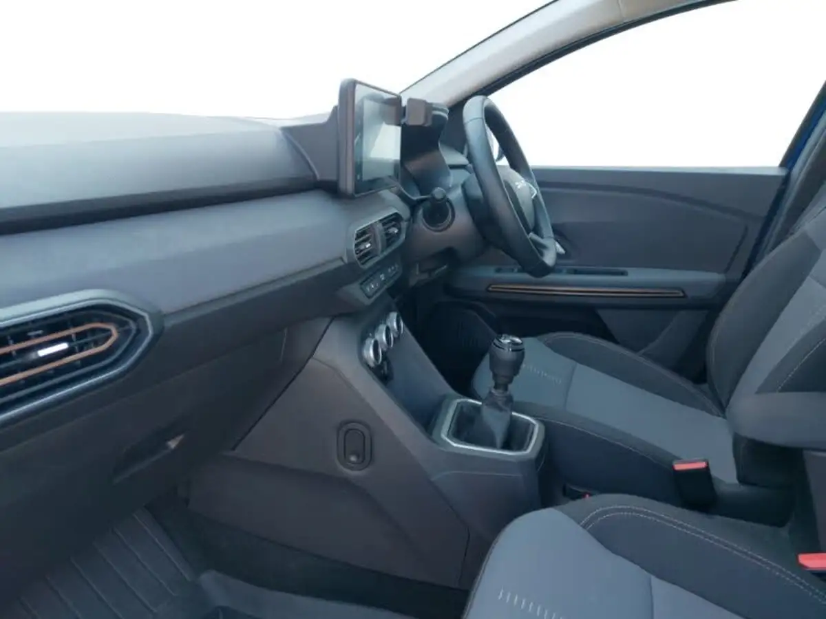 2023-dacia-sandero-stepway-10-tce-essential-90bhp-big-4
