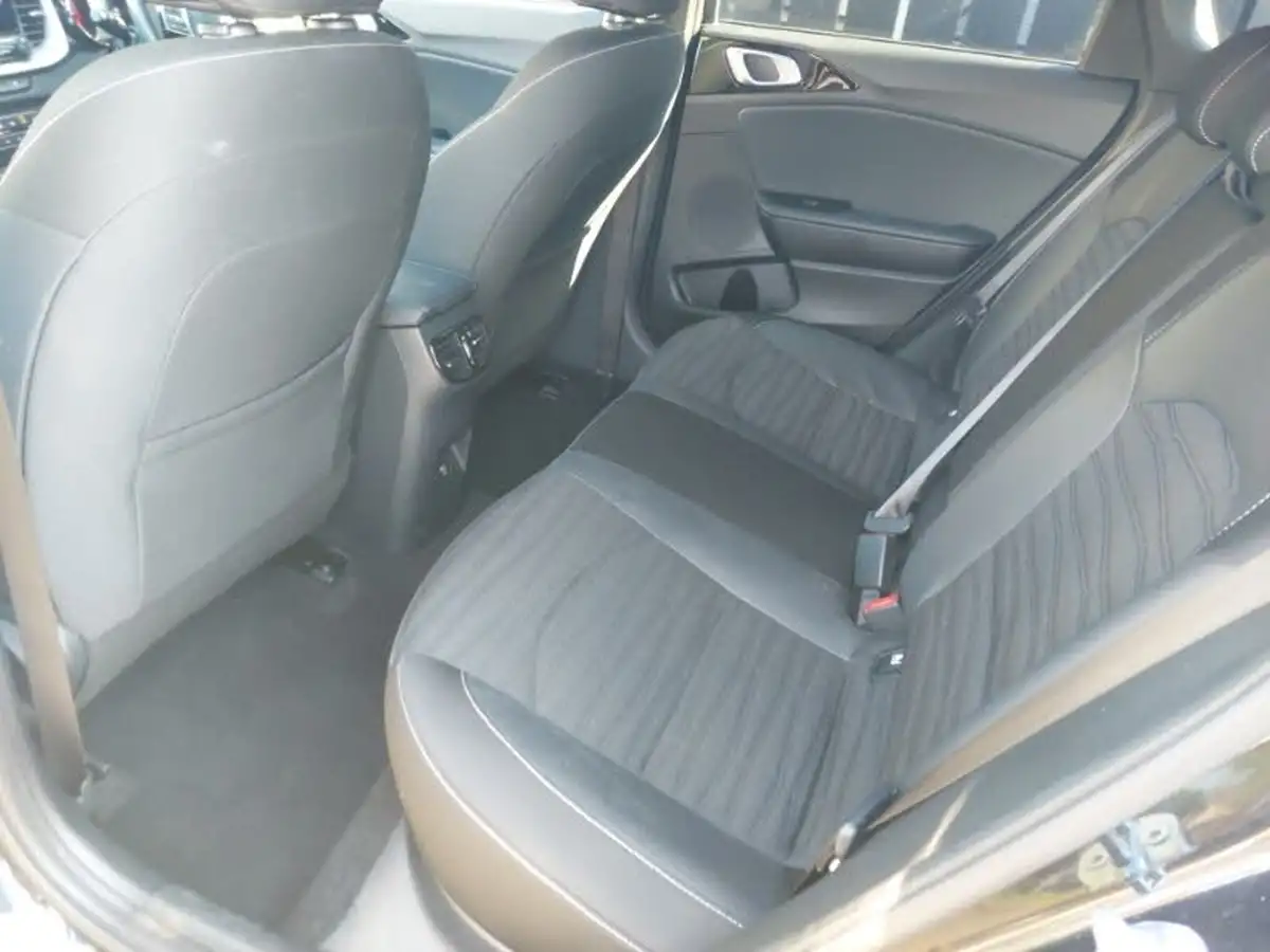 2024-kia-ceed-15-t-gdi-gt-line-138bhp-big-5