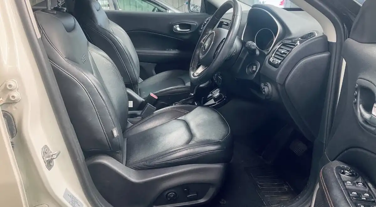 2020-jeep-compass-14-multiair-ii-limited-168bhp-4x4-auto-big-2