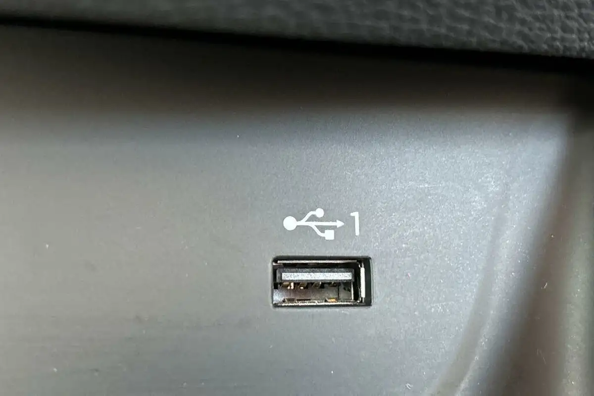 2021-audi-a4-20-35-tdi-s-line-big-43