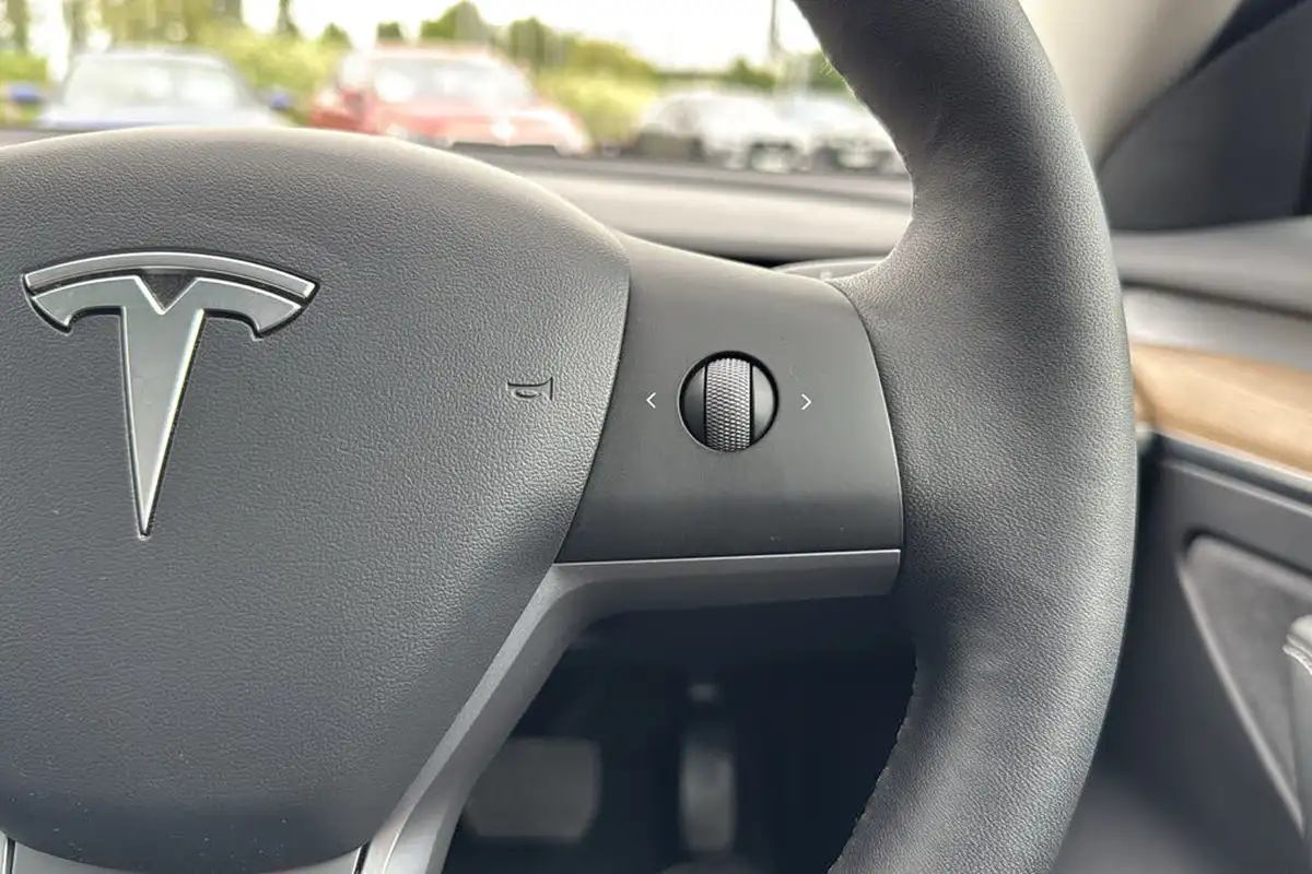 2021-tesla-model-3-e-standard-plus-big-16