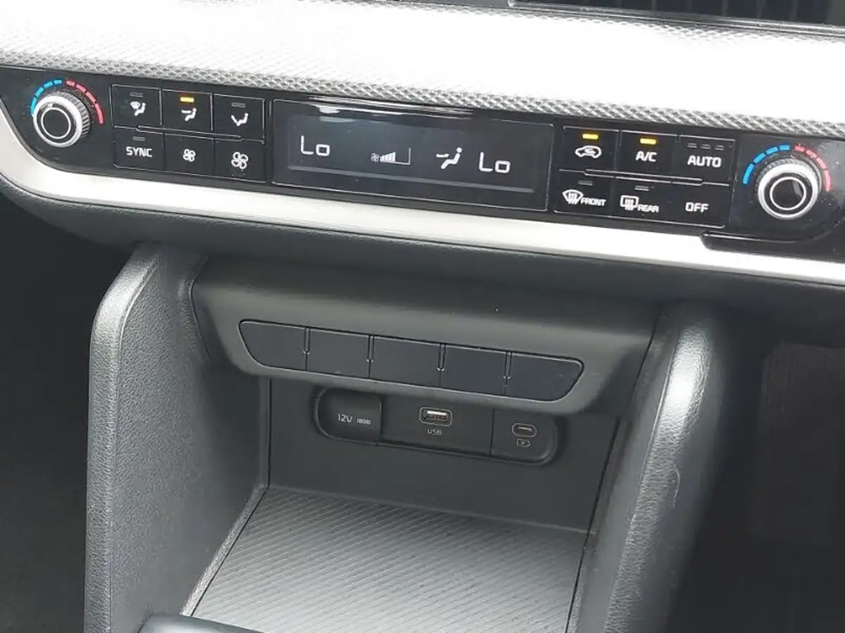 2024-kia-sportage-16-t-gdi-2-148bhp-big-13