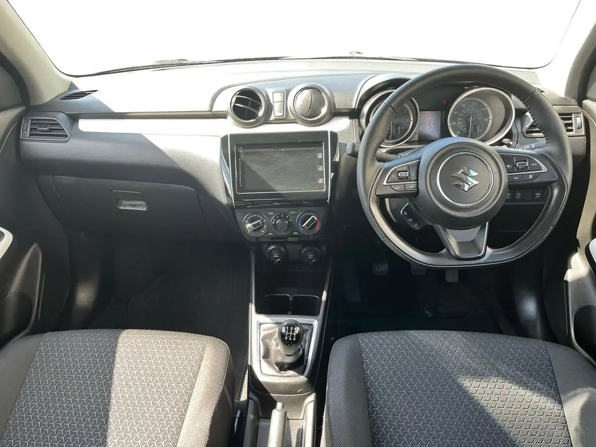2024-suzuki-swift-12-dualjet-sz-l-big-6