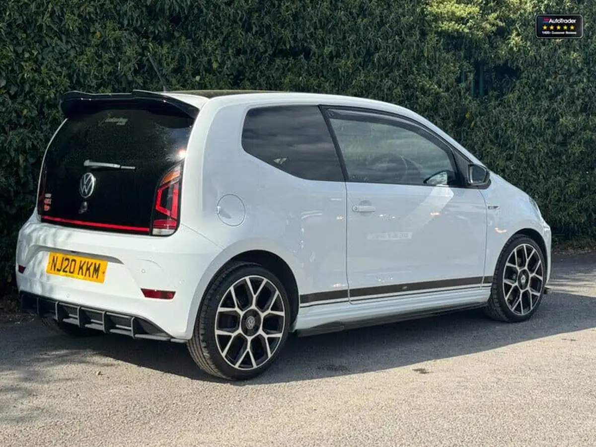 2020-volkswagen-up-10-gti-3d-big-2