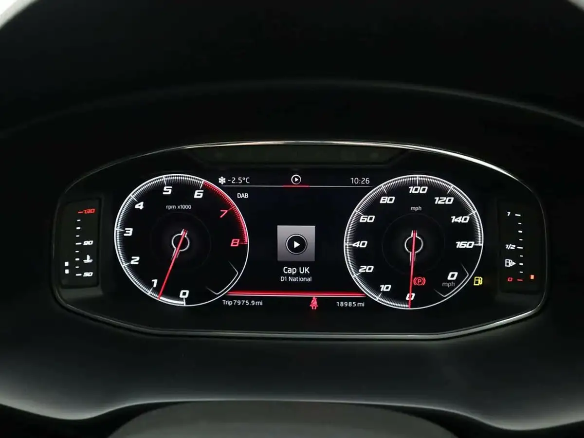2020-seat-leon-15-tsi-evo-fr-black-edition-150ps-hatchback-dsg-big-29