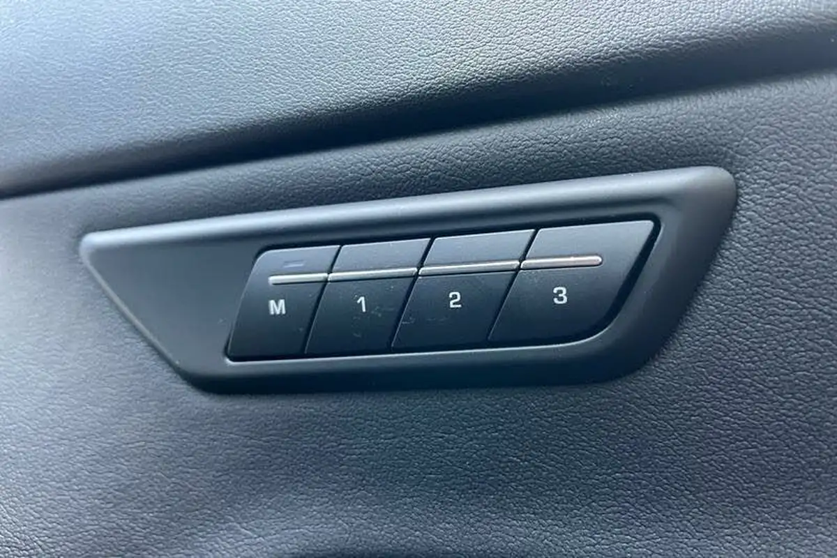 2019-jaguar-e-pace-20-i4-r-dynamic-hse-249ps-big-33
