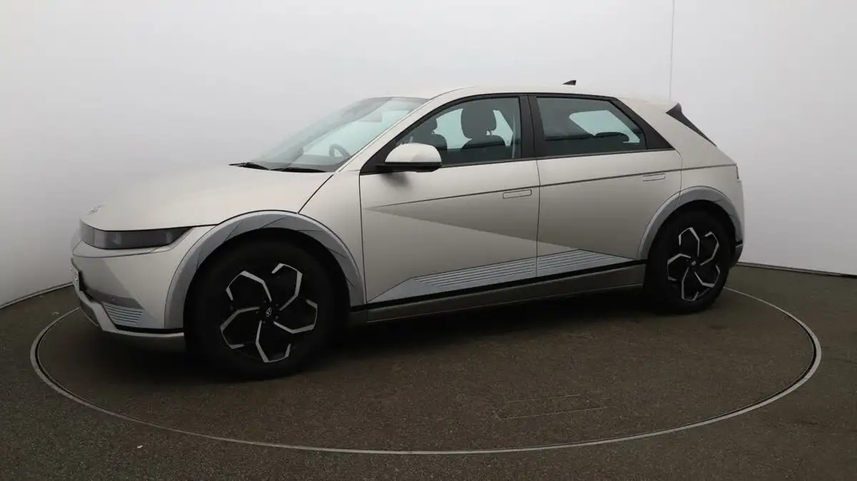 2022-hyundai-ioniq-5-e-premium-217ps-73kwh-rwd-big-64