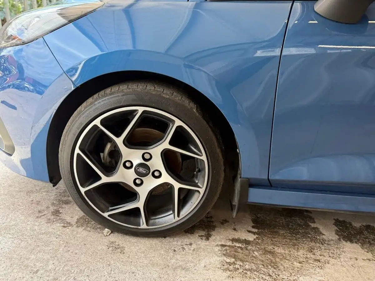 2019-ford-fiesta-15t-st-2-5d-big-29