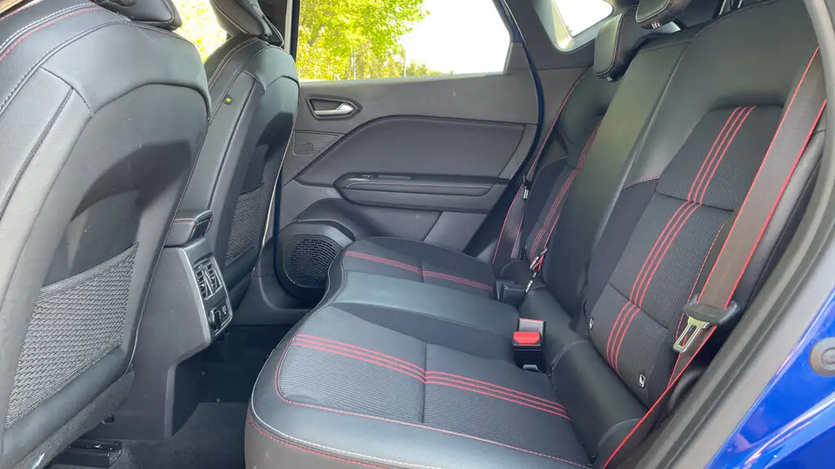 2021-renault-captur-13-tce-rs-line-edc-auto-big-13