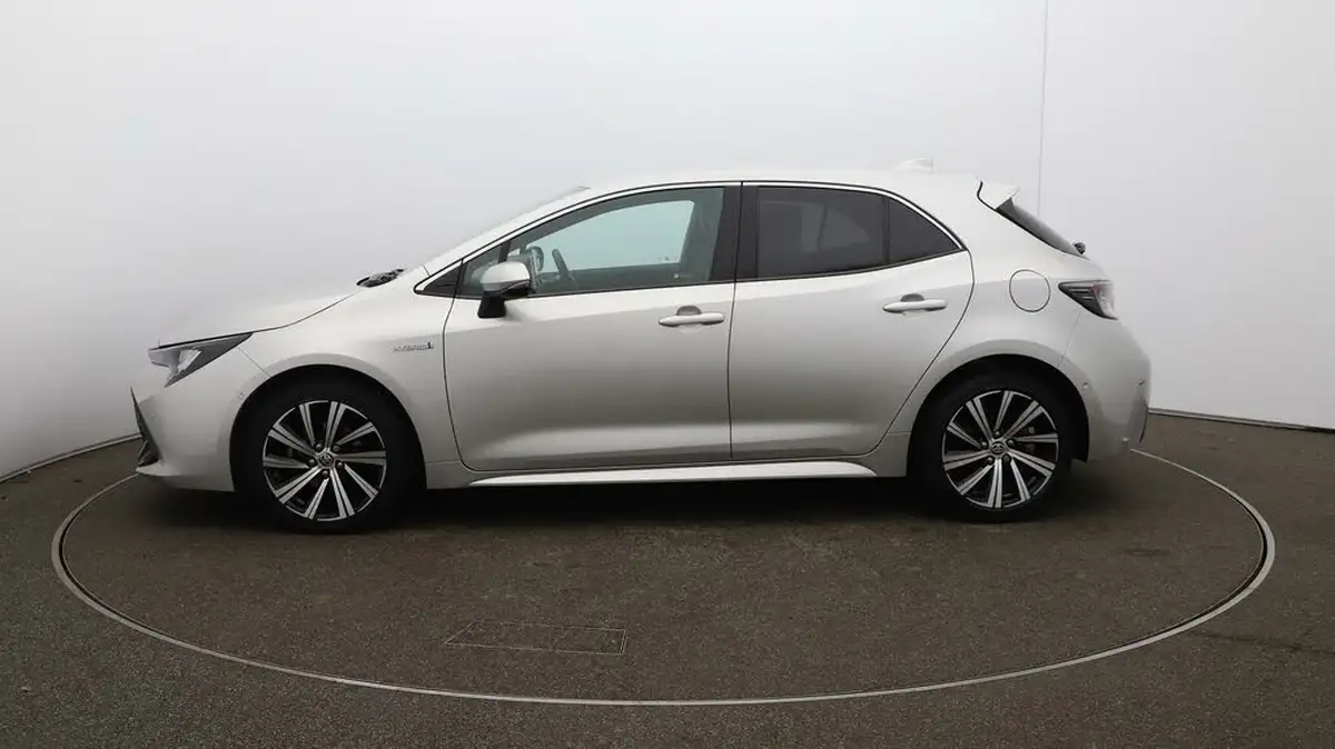 2021-toyota-corolla-18-vvt-i-design-spare-wheel-hatchback-5d-big-63