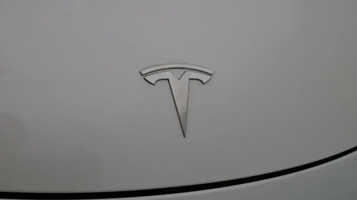 2021-tesla-model-3-e-standard-plus-big-21