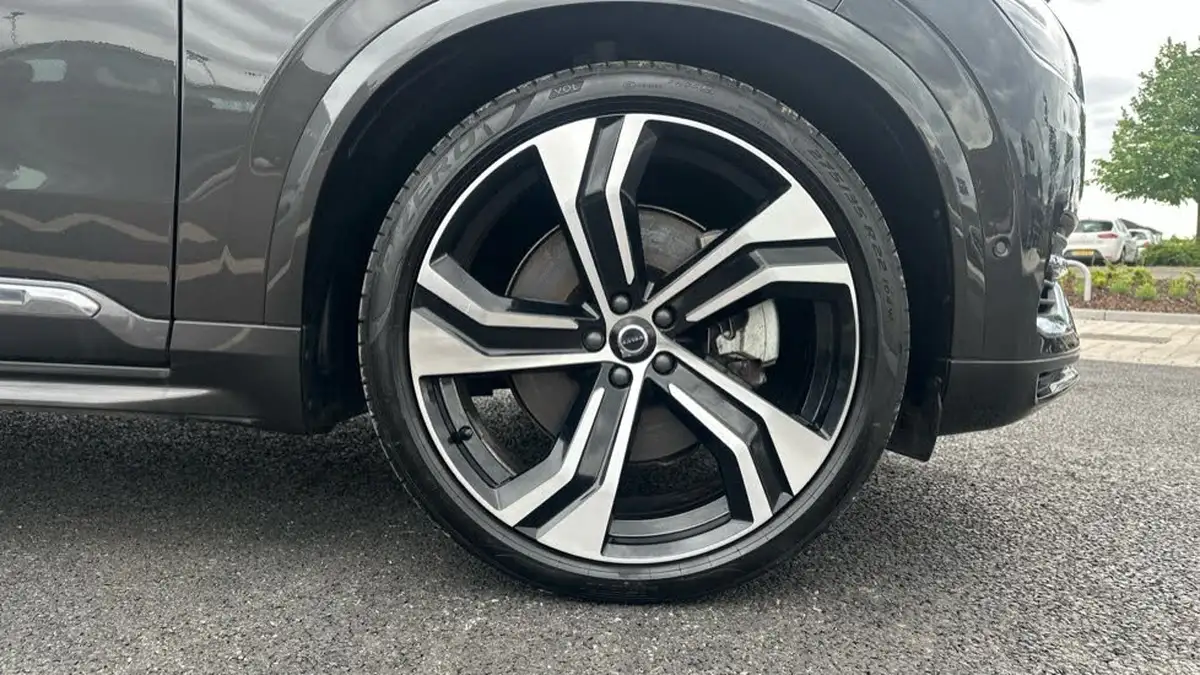 2024-volvo-xc90-20-t8-ultimate-dark-big-8