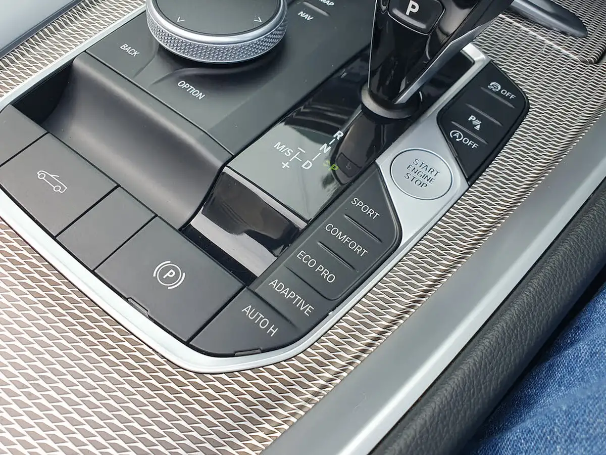 2020-bmw-z4-20-sdrive30i-m-sport-big-30