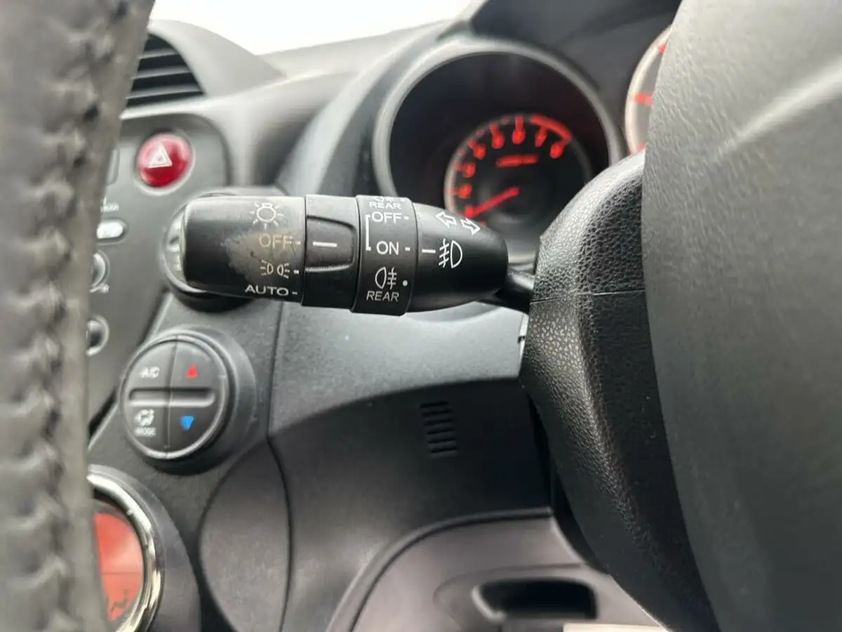 2012-honda-jazz-14-ex-cvt-big-37