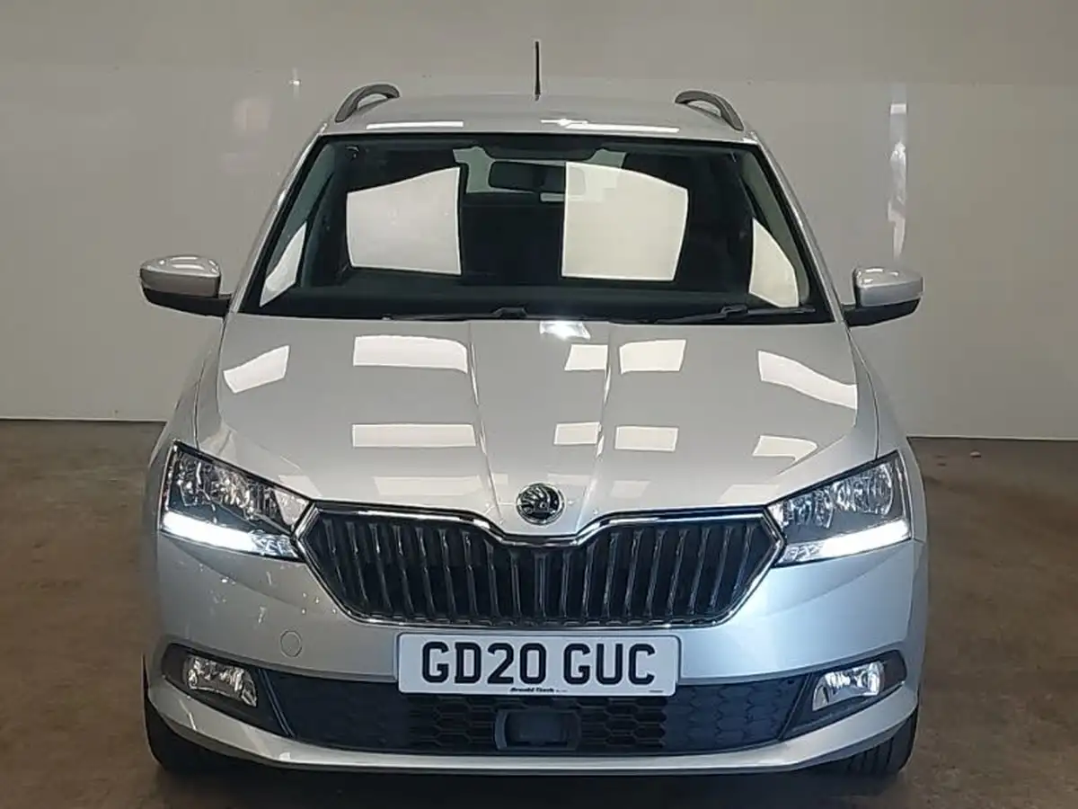 2020-skoda-fabia-10-tsi-se-95ps-estate-big-18