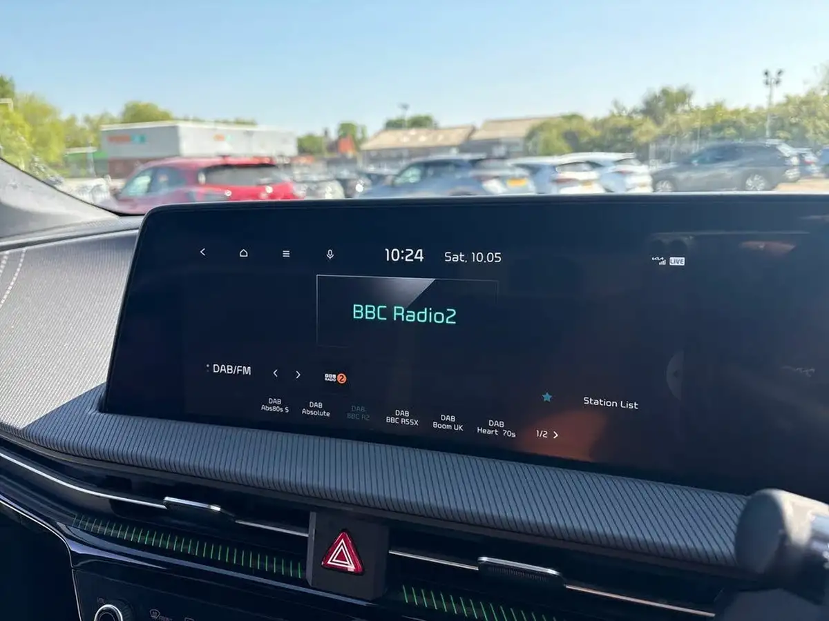 2022-kia-ev6-e-gt-line-320bhp-awd-heat-pump-big-10