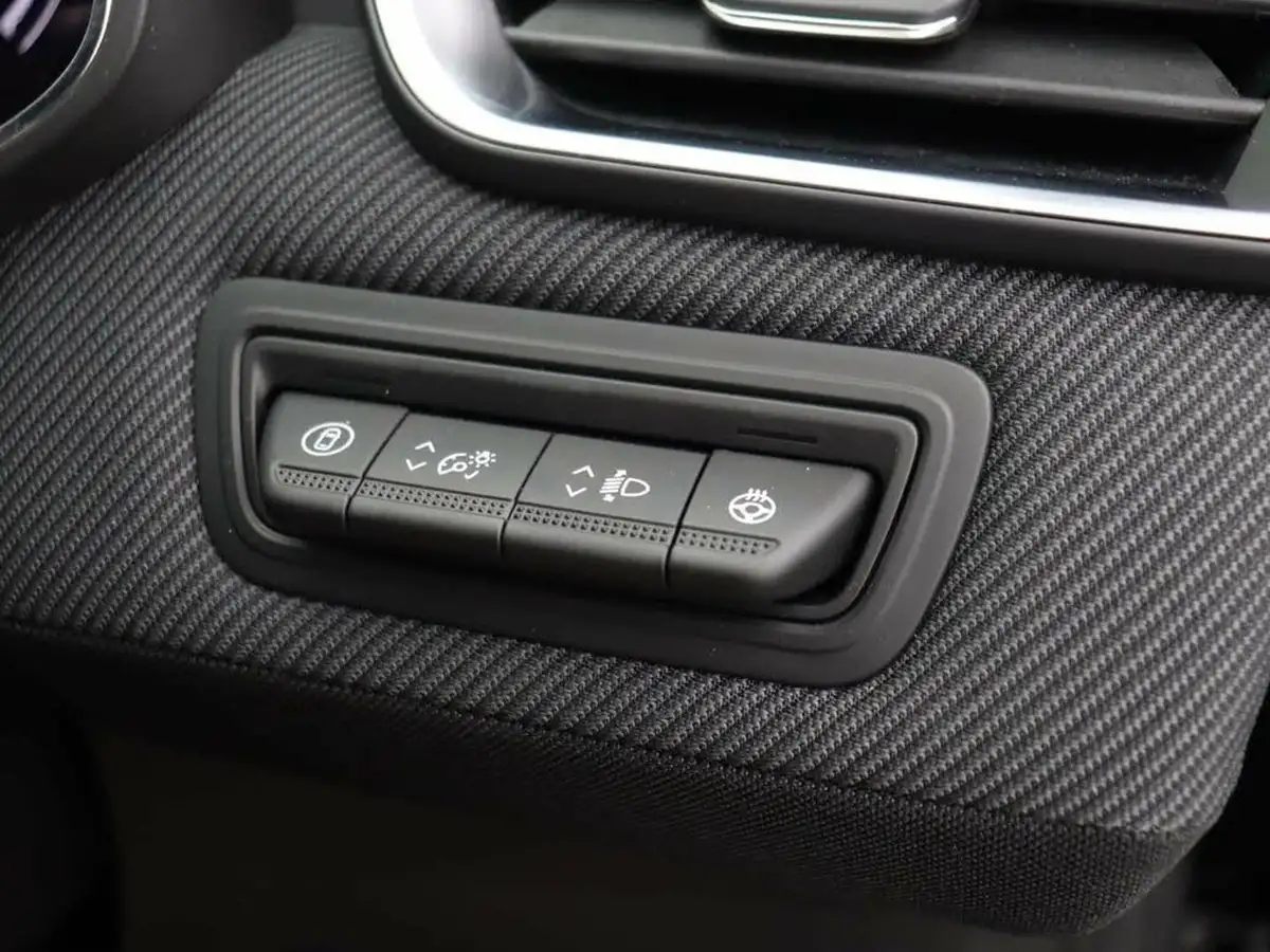 2024-renault-clio-16-esprit-alpine-big-45