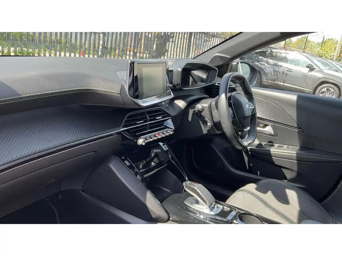 2020-peugeot-208-e-gt-line-big-8
