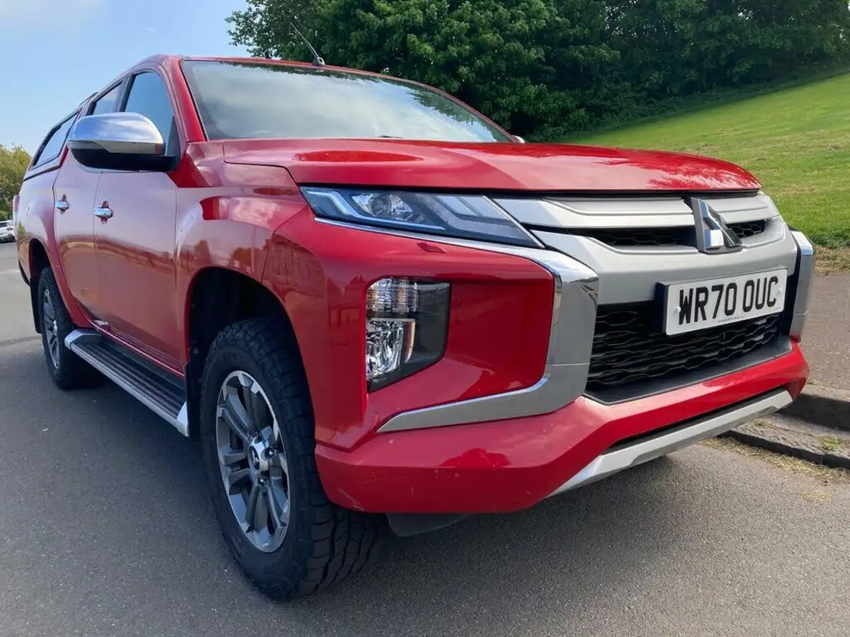2020-mitsubishi-l200-22di-d-warrior-big-0