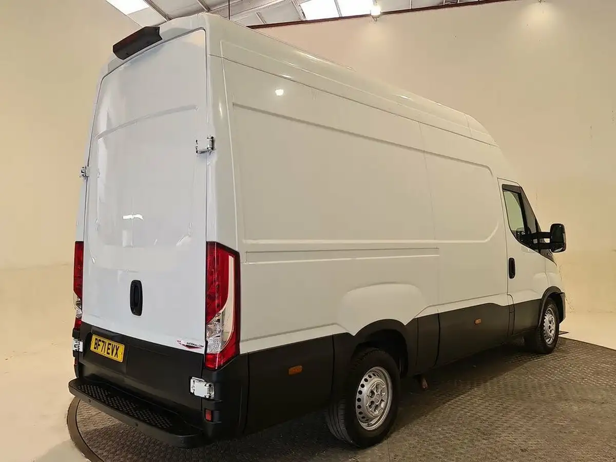 2021-iveco-daily-s-class-23td-35s14v-business-3520mm-h2-136pseu6dt-big-25