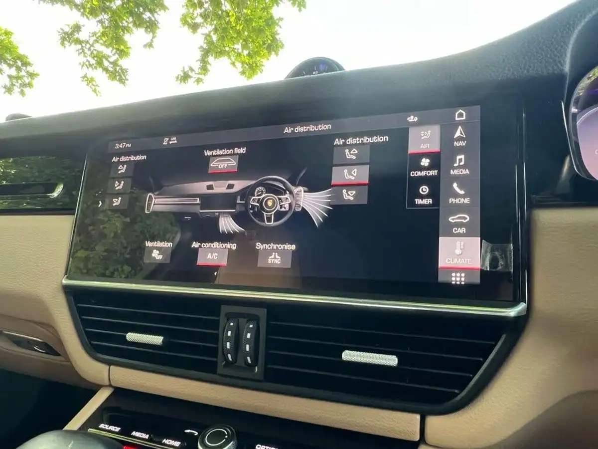 2021-porsche-cayenne-30-v6-e-hybrid-476ps-coupe-big-56