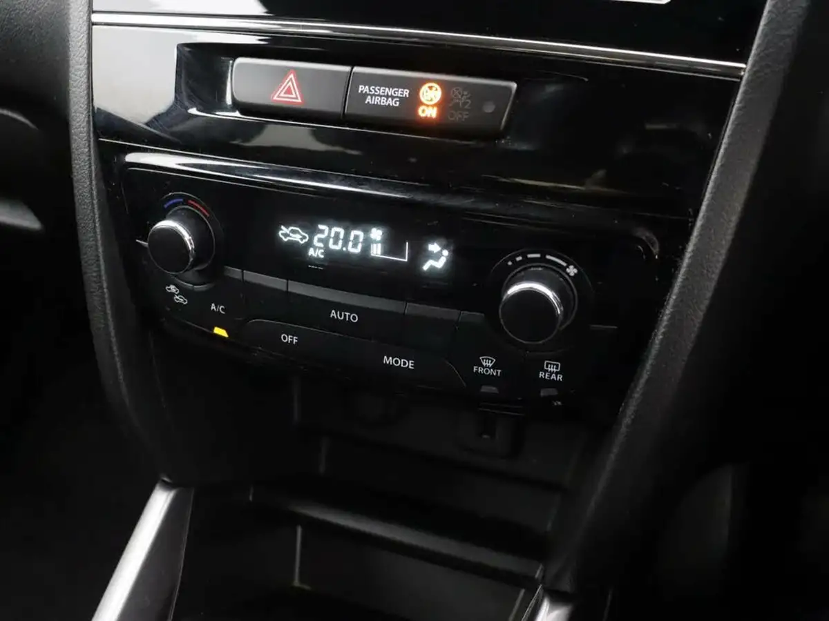 2020-suzuki-vitara-14-boosterjet-sz-t-129ps-mild-hybrid-big-26