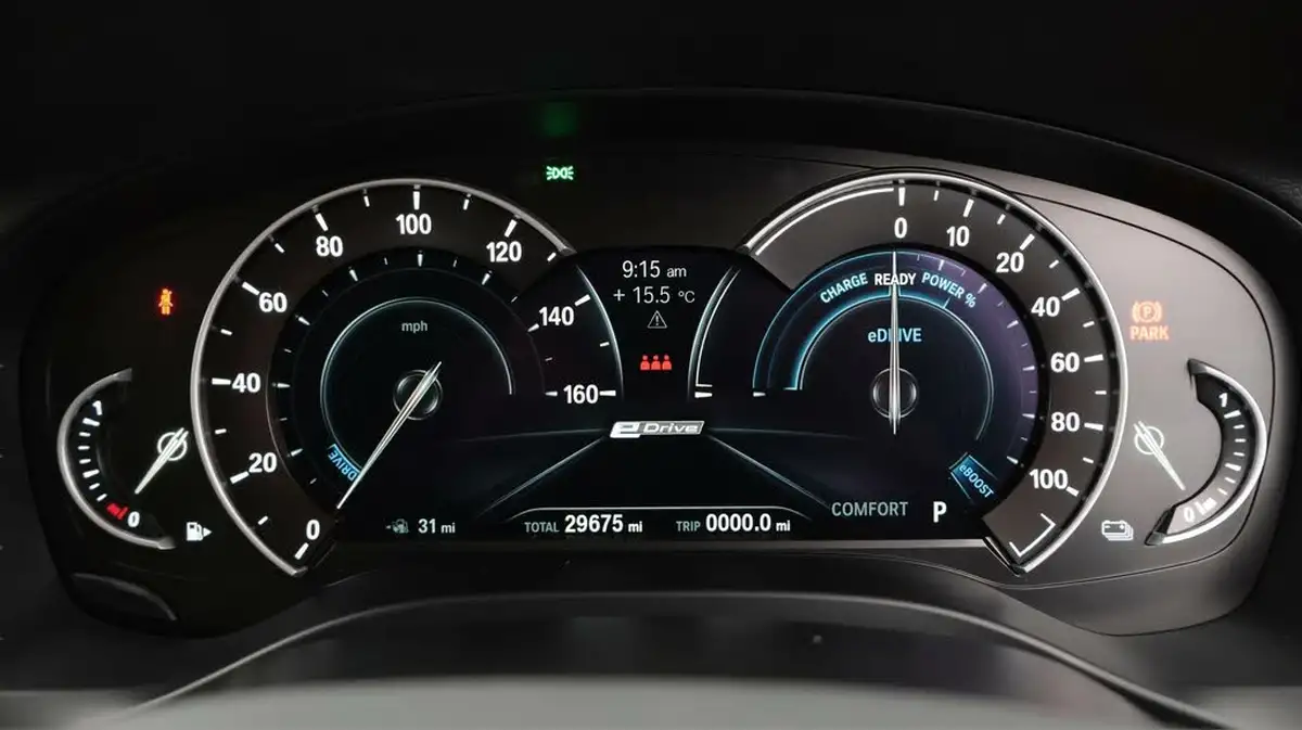 2021-bmw-x3-20-xdrive-30e-xline-big-10