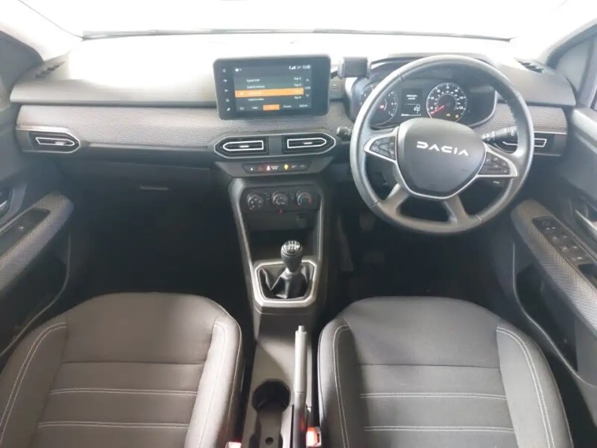 2023-dacia-sandero-10-tce-expression-90bhp-big-2
