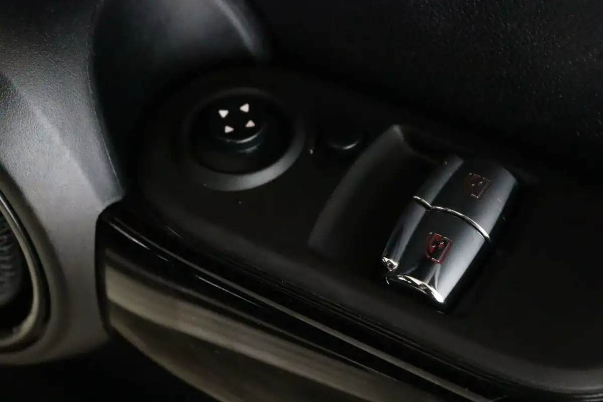 2022-mini-cooper-15-cooper-sport-hatchback-3d-auto-big-19