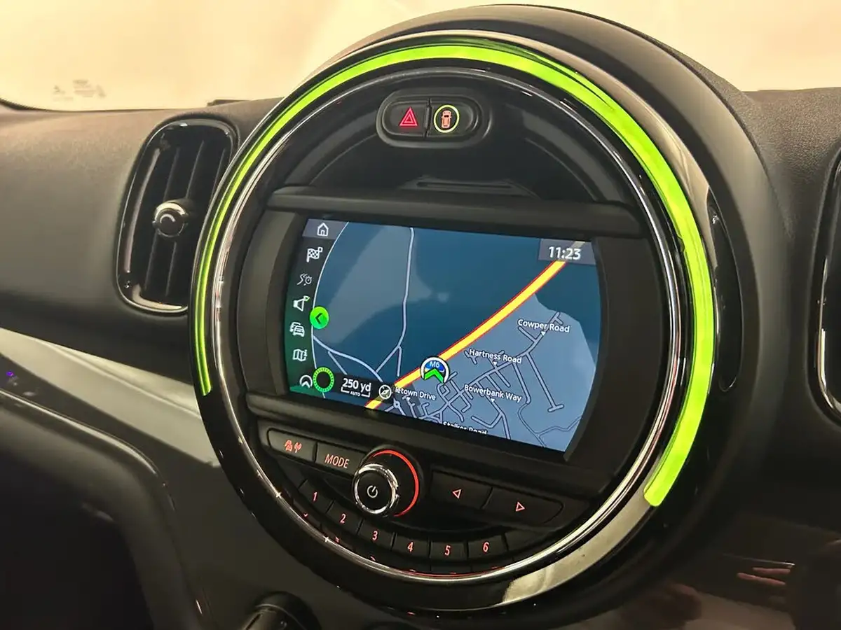2019-mini-countryman-15-cooper-classic-big-37