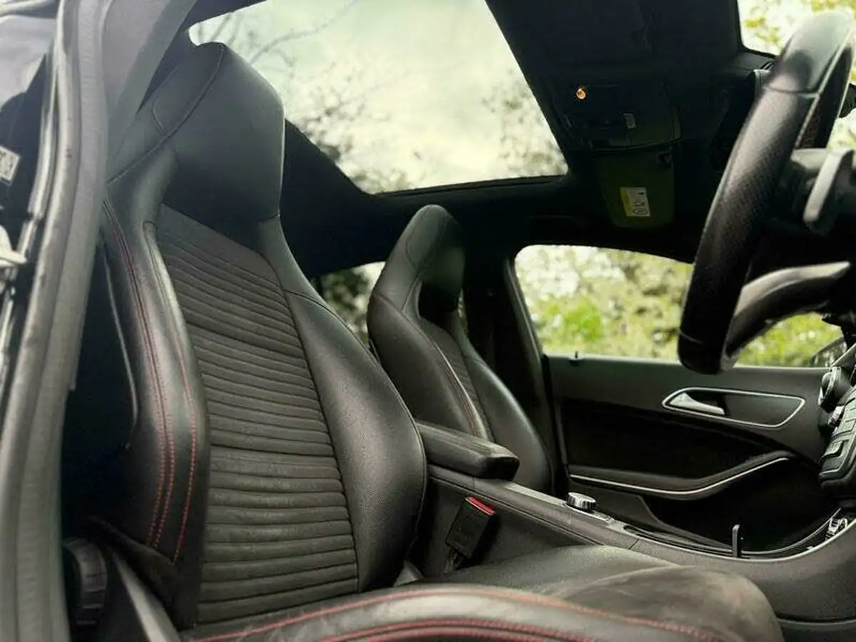 2016-mercedes-benz-cla-21d-cla220-amg-sport-ss-shooting-brake-5d-big-46