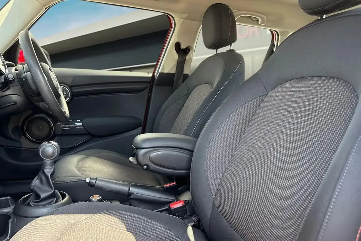 2019-mini-cooper-15-one-classic-101bhp-5d-big-15