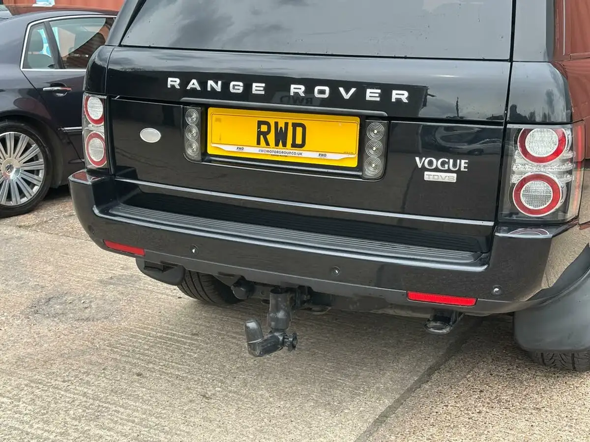 2012-land-rover-range-rover-44td-vogue-big-19