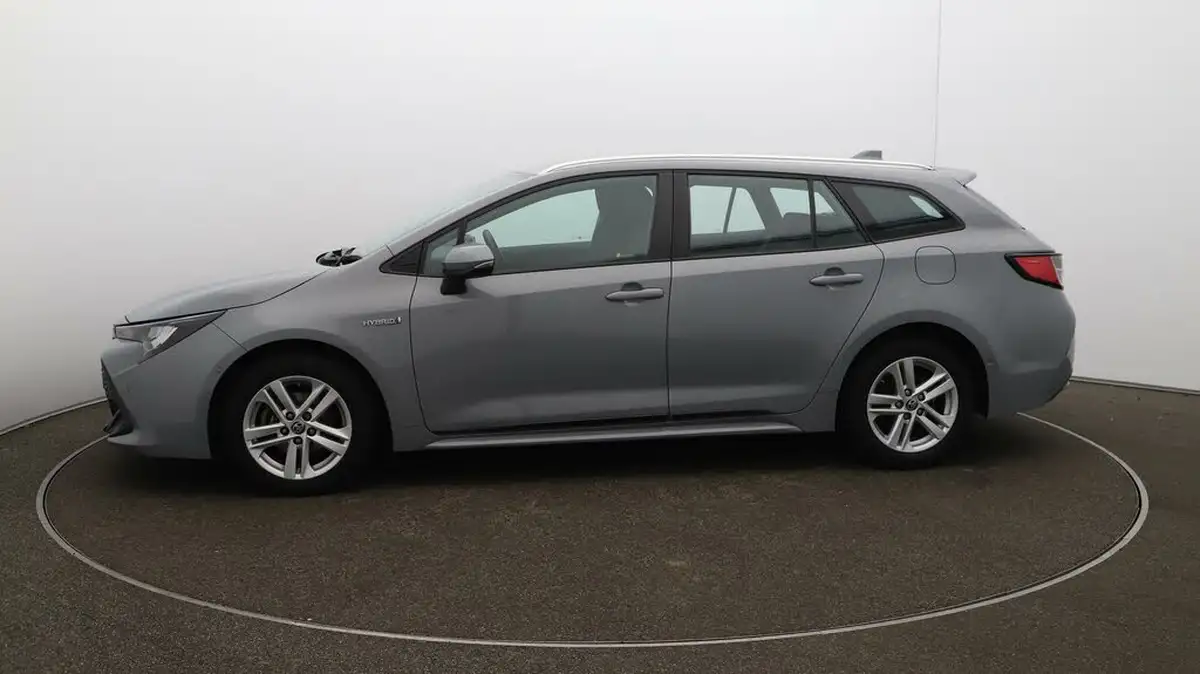 2021-toyota-corolla-18-vvt-i-icon-tech-spare-wheel-touring-sports-5d-big-4