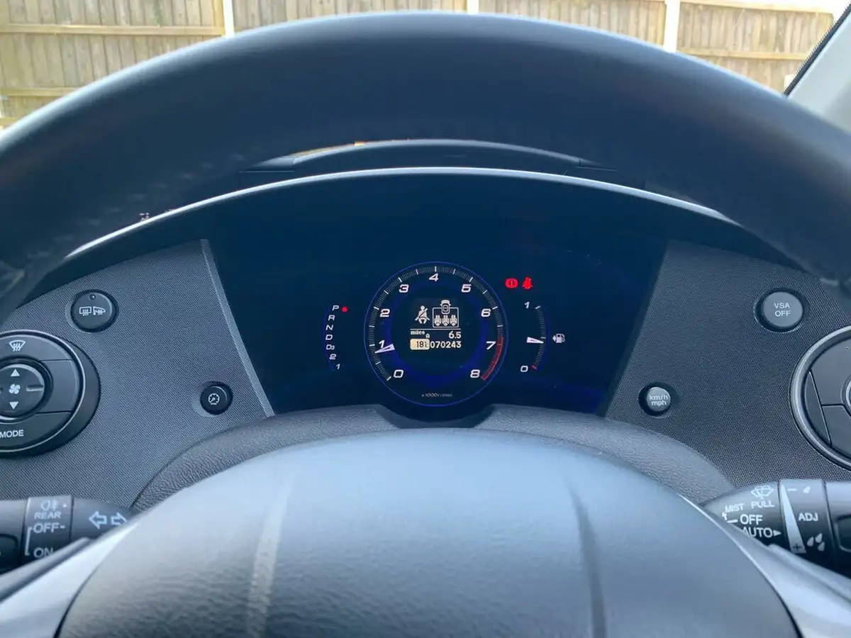 2010-honda-civic-18-es-t-auto-big-56