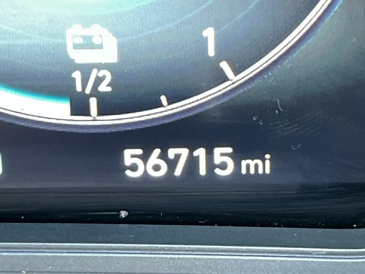 2022-hyundai-kona-16-gdi-premium-big-27