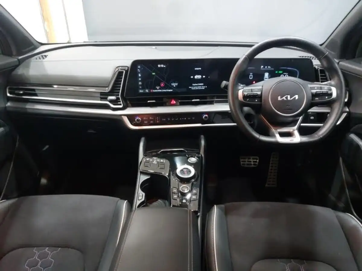 2024-kia-sportage-16-t-gdi-gt-line-261bhp-awd-phev-auto-big-2