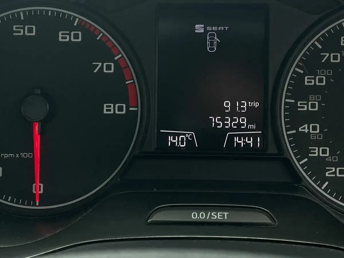 2017-seat-ibiza-10-sol-hatchback-5d-big-13