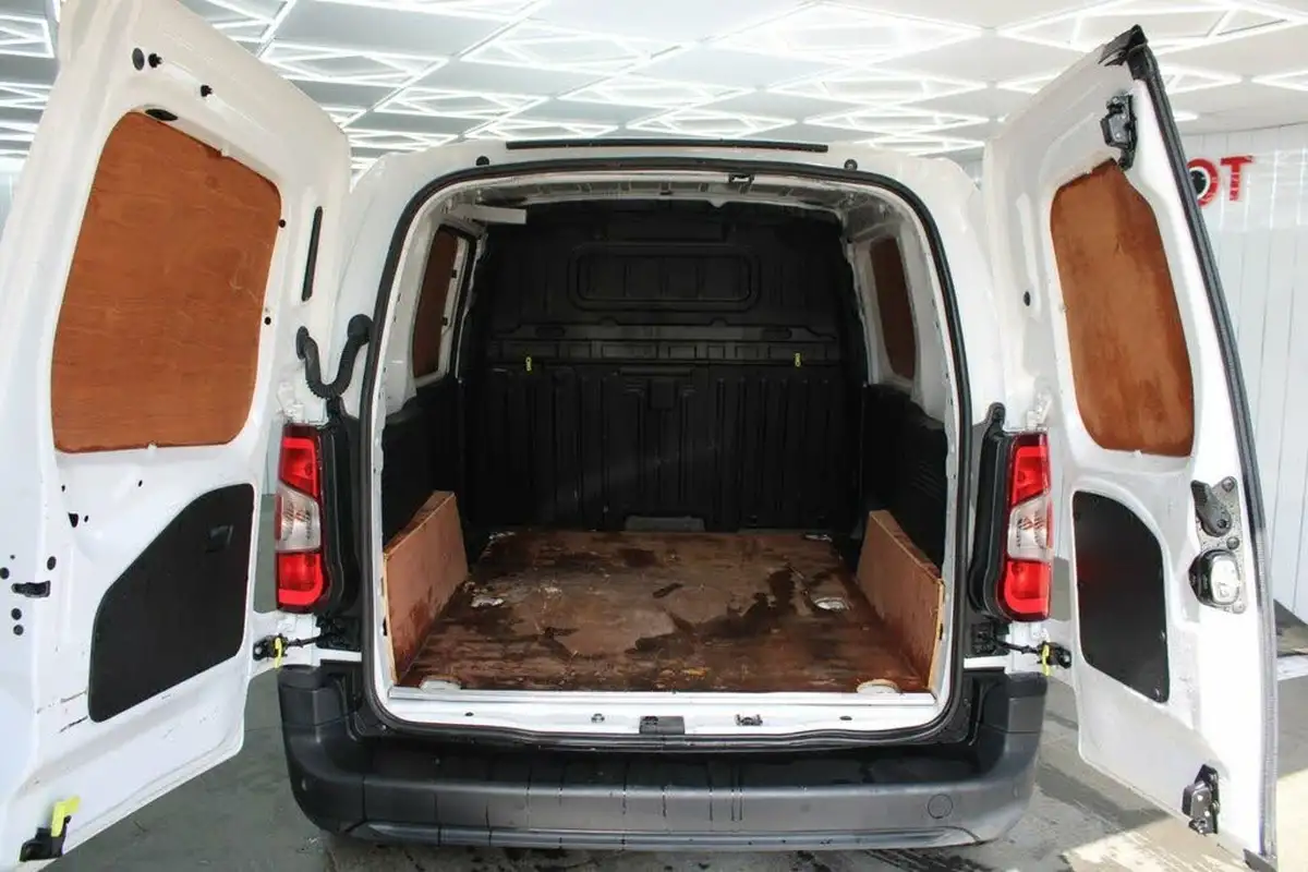 2021-citroen-berlingo-15bluehdi-650-enterprise-pro-big-18