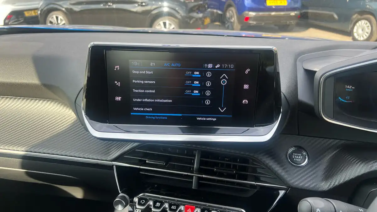 2023-peugeot-2008-suv-12-puretech-allure-premium-100bhp-big-29