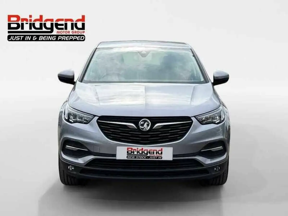 2021-vauxhall-grandland-x-15td-business-edition-nav-big-1